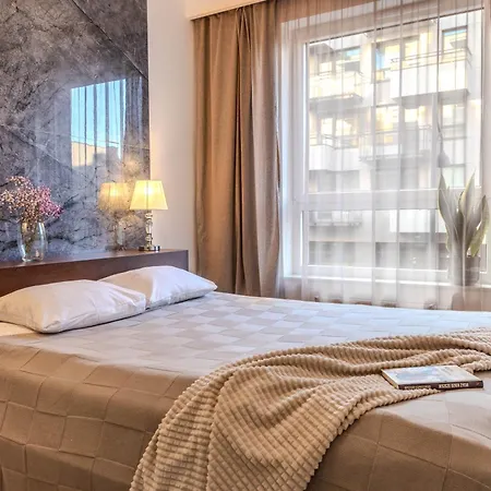 Marilyn - Bezplatny Garaz - Dostep Na Kod - Fv