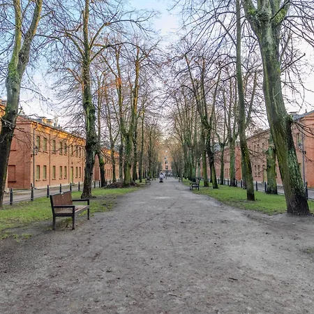 Marilyn - Bezplatny Garaz - Dostep Na Kod - Fv