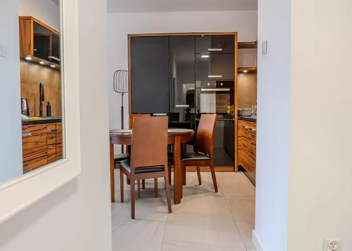 Marilyn - Bezplatny Garaz - Dostep Na Kod - Fv