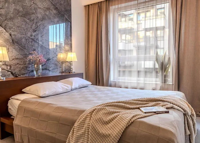 Marilyn - Bezplatny Garaz - Dostep Na Kod - Fv