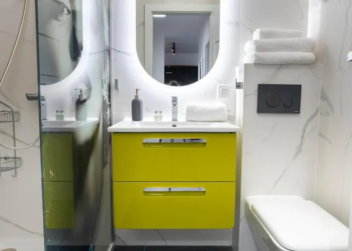 Marilyn - Bezplatny Garaz - Dostep Na Kod - Fv